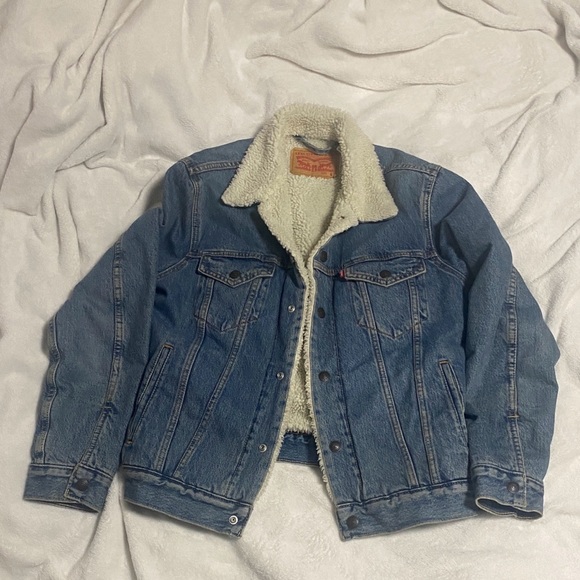 Levi's Other - Levi’s Denim Sherpa-Lined Jacket